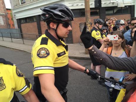 11074372_817270421690121_2480323345810367655_n